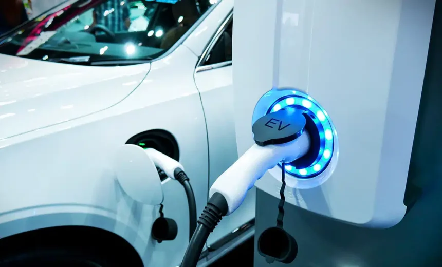 Fleets ask OEMs for faster eLCV charging speeds